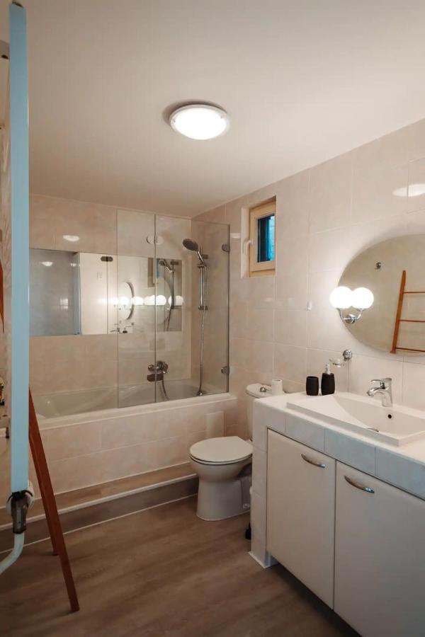 Apartment Majestic Views From A 60m2 Private Terrace - Castle, Cathedral, Old Town