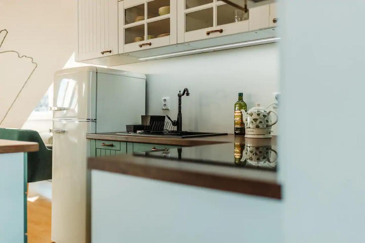 Apartment Majestic Views From A 60m2 Private Terrace - Castle, Cathedral, Old Town Bratislava