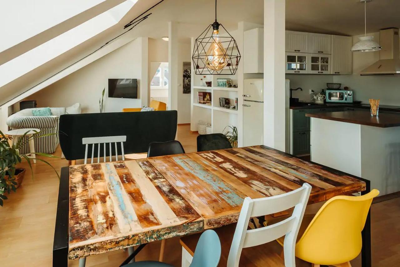 Apartment Majestic Views From A 60m2 Private Terrace - Castle, Cathedral, Old Town