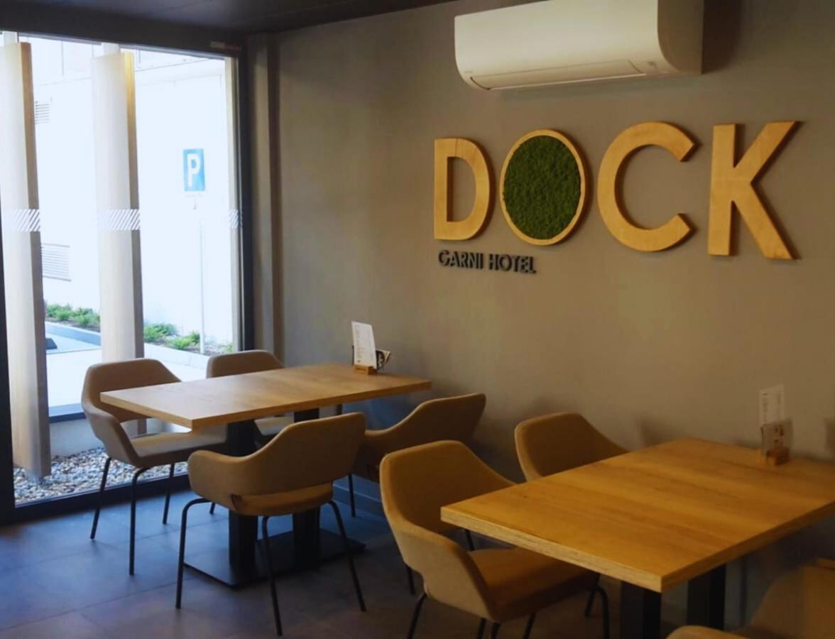 Garni Dock