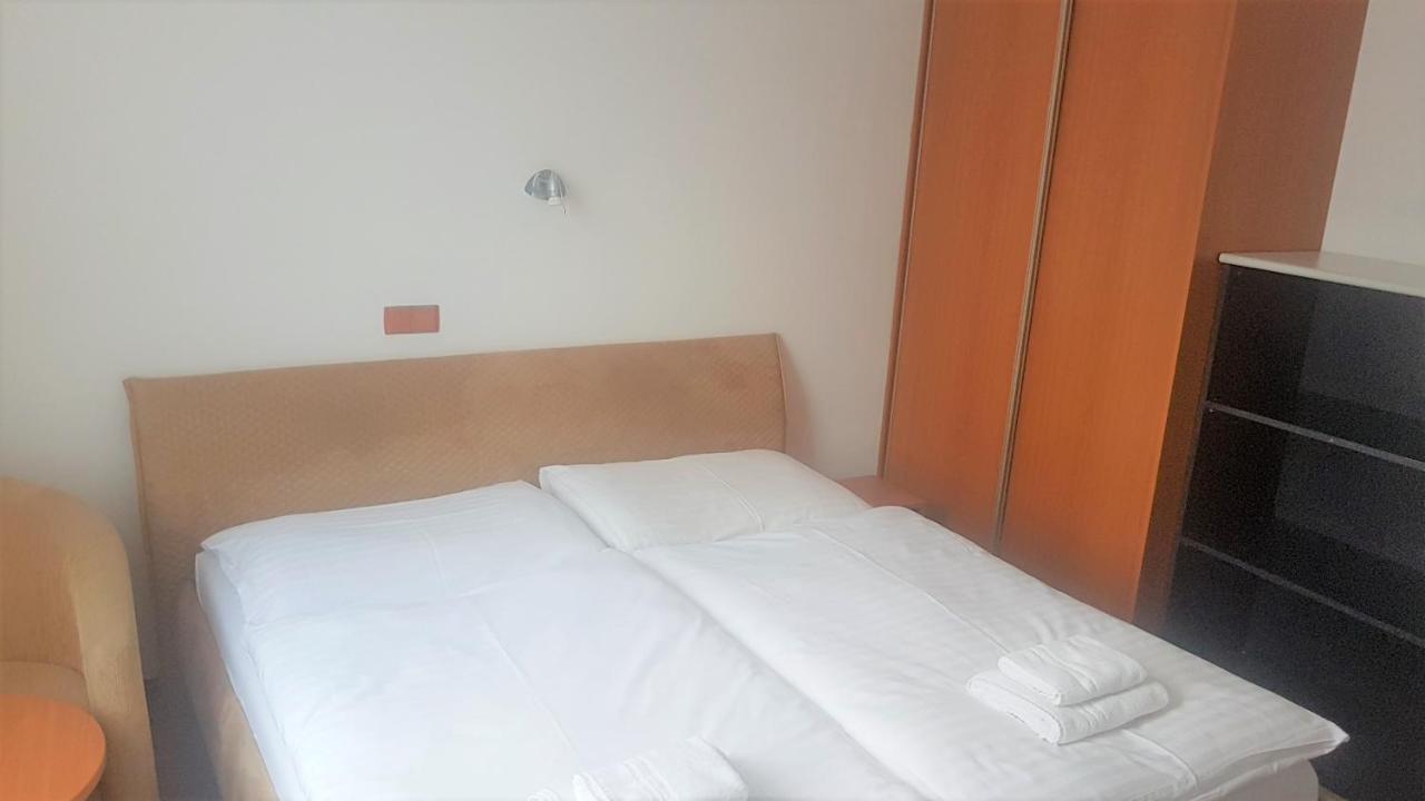 Student House Aparthotel *