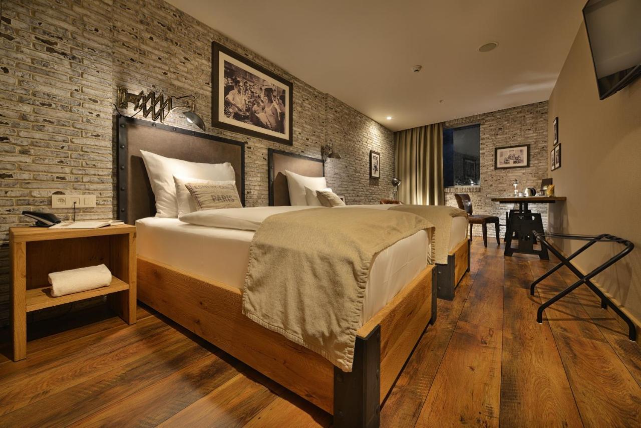 Loft Hotel