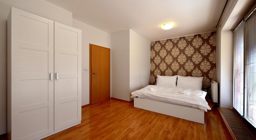 Ambiente Serviced - District Ii Apartment