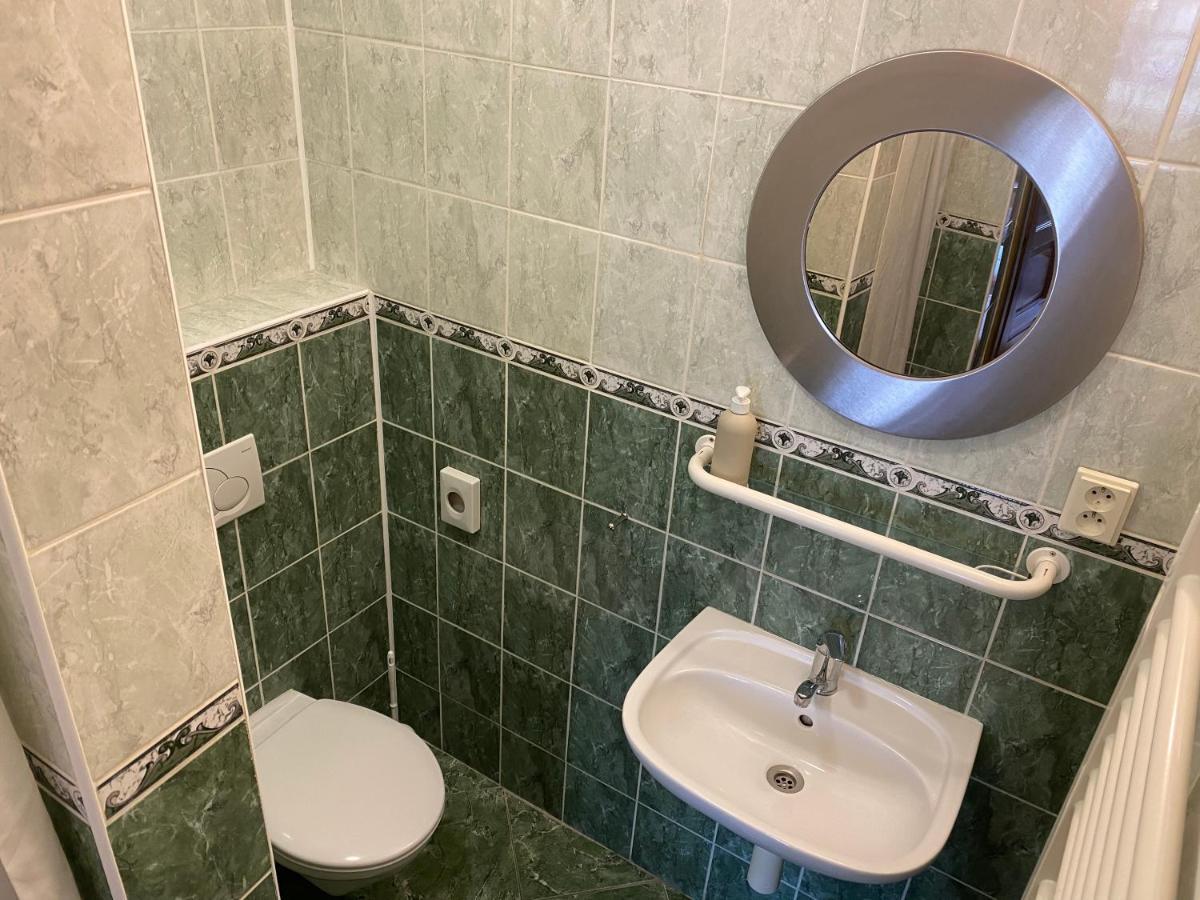 Pri Kastieli Guest house