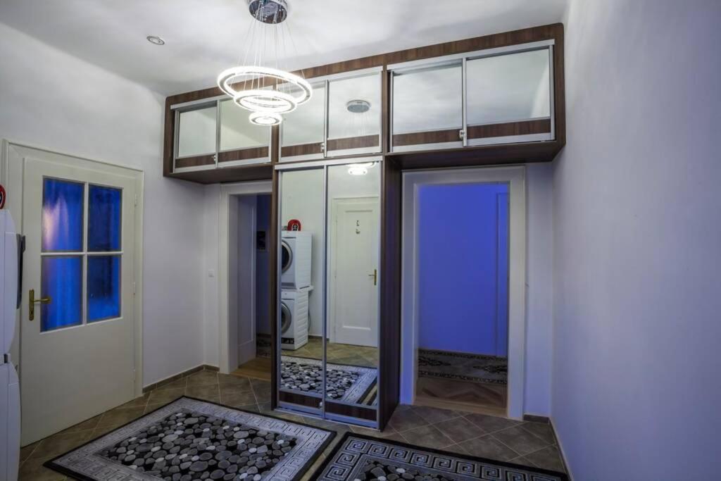 Luxury Air-conditioned Family Spitalska Old Town