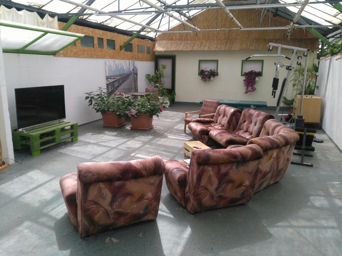 Rastlinky.sk Greenhouse Guestrooms Gasthof