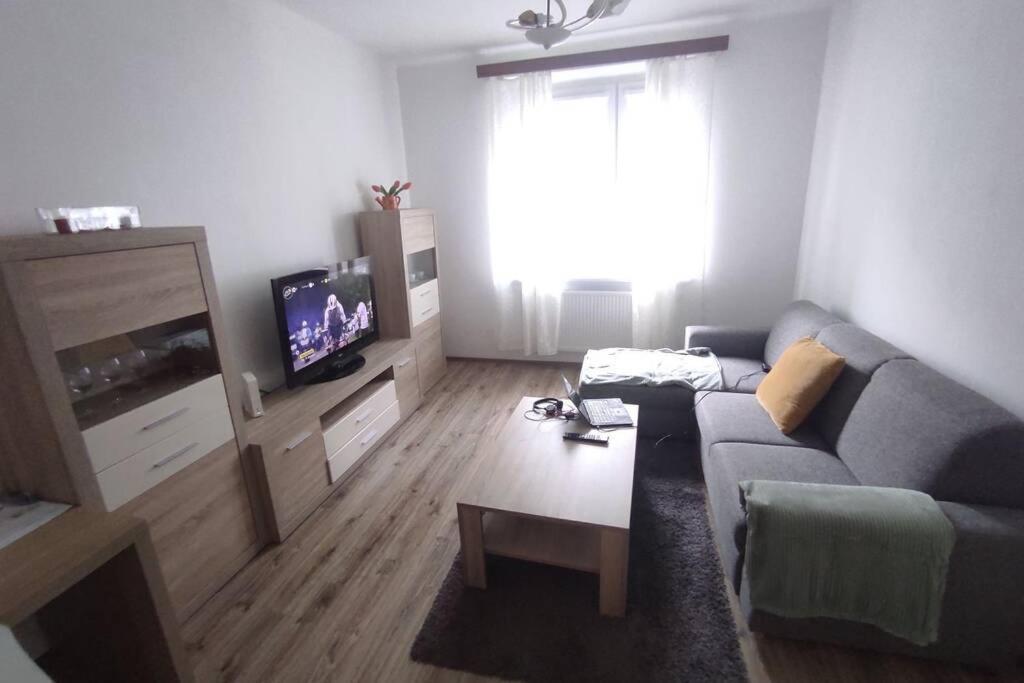 Silent Flat With Sauna In The Centre Of Bratislava, 7min Walking Distance To Downtown