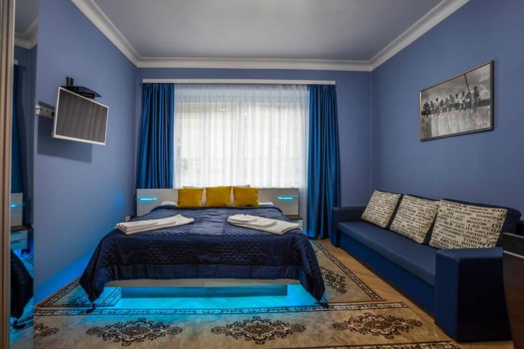 Luxury Air-conditioned Family Spitalska Old Town Apartment Bratislava