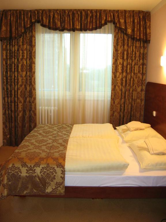 Hotel Astra 3*