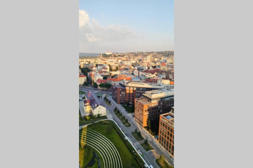 Apartment Castle View And Skyline View, Sky Park Bratislava