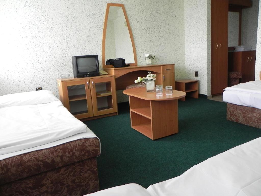 Garni Junior Hotel