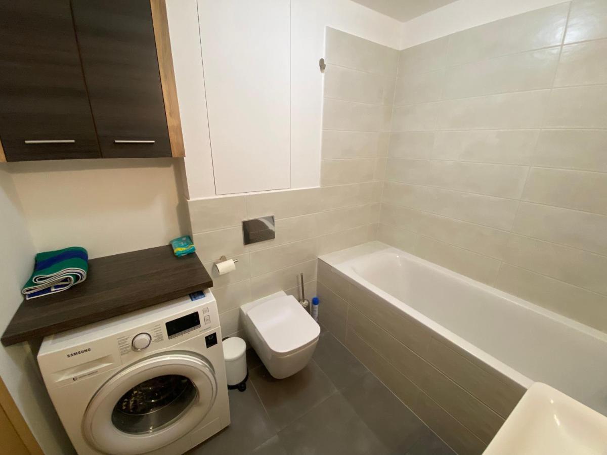 Apartment Center Private Parking Included Bratislava