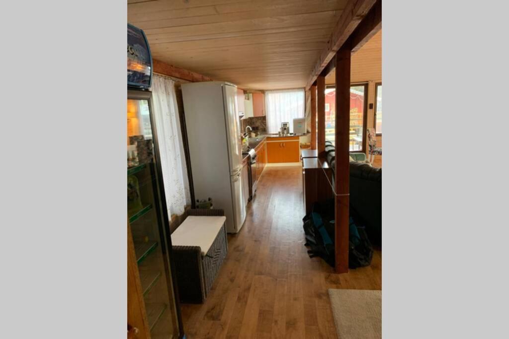 Houseboat - Beacon Of Happiness Botel Bratislava