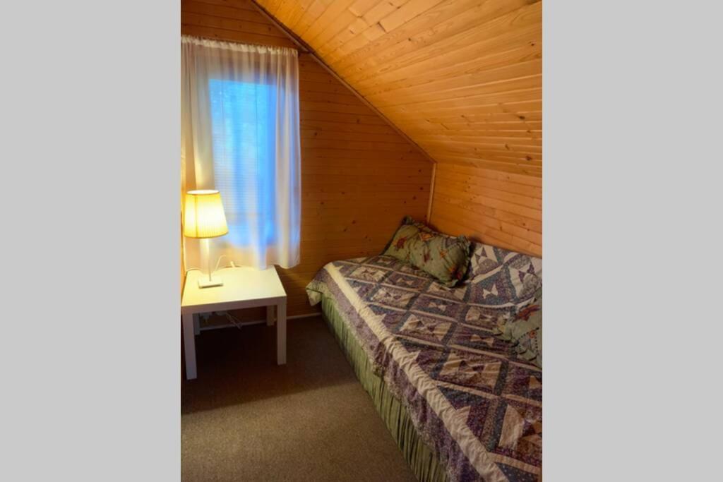 Houseboat - Beacon Of Happiness Botel *