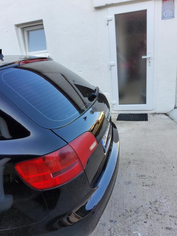 House Apartments, Terrace Grill, Guarded Private Parking, Fast Wifi. Gasthof *