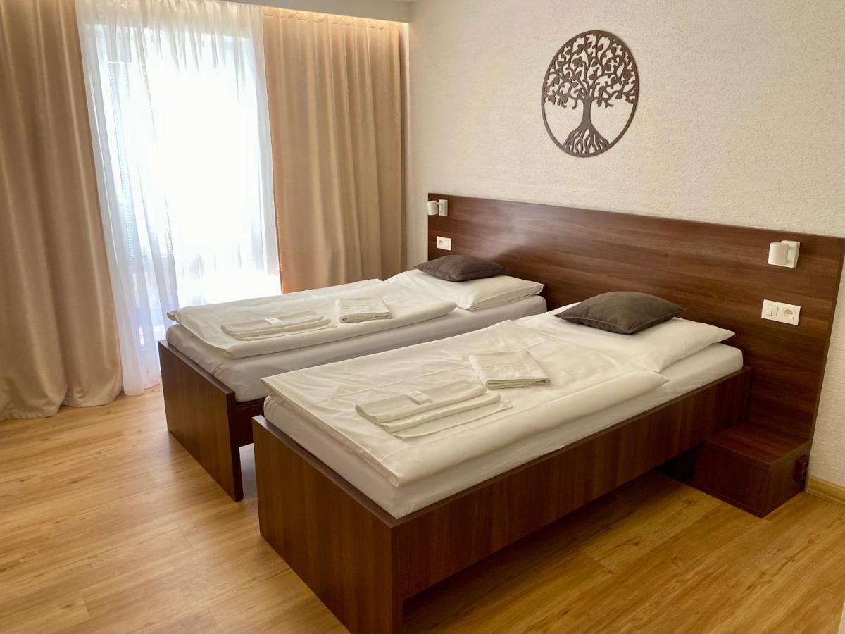 Wx Hotel Hotel 3*