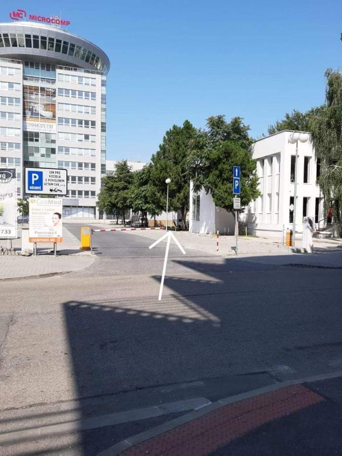 Living & Bus Station & Mlynske Nivy Bratislava
