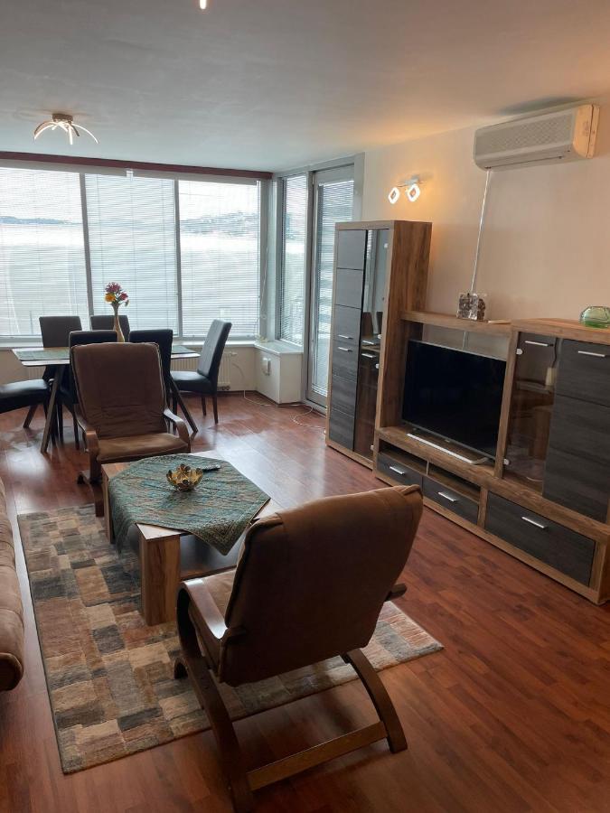 2 Bedrooms Apartment- Best In3 Towers Nove Mesto Apartment *