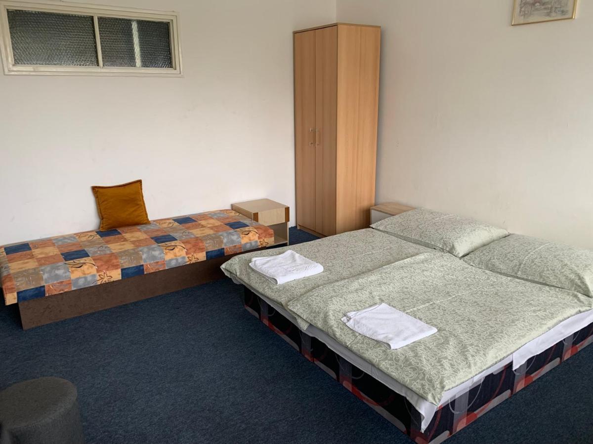 Apartmany Bratislava *