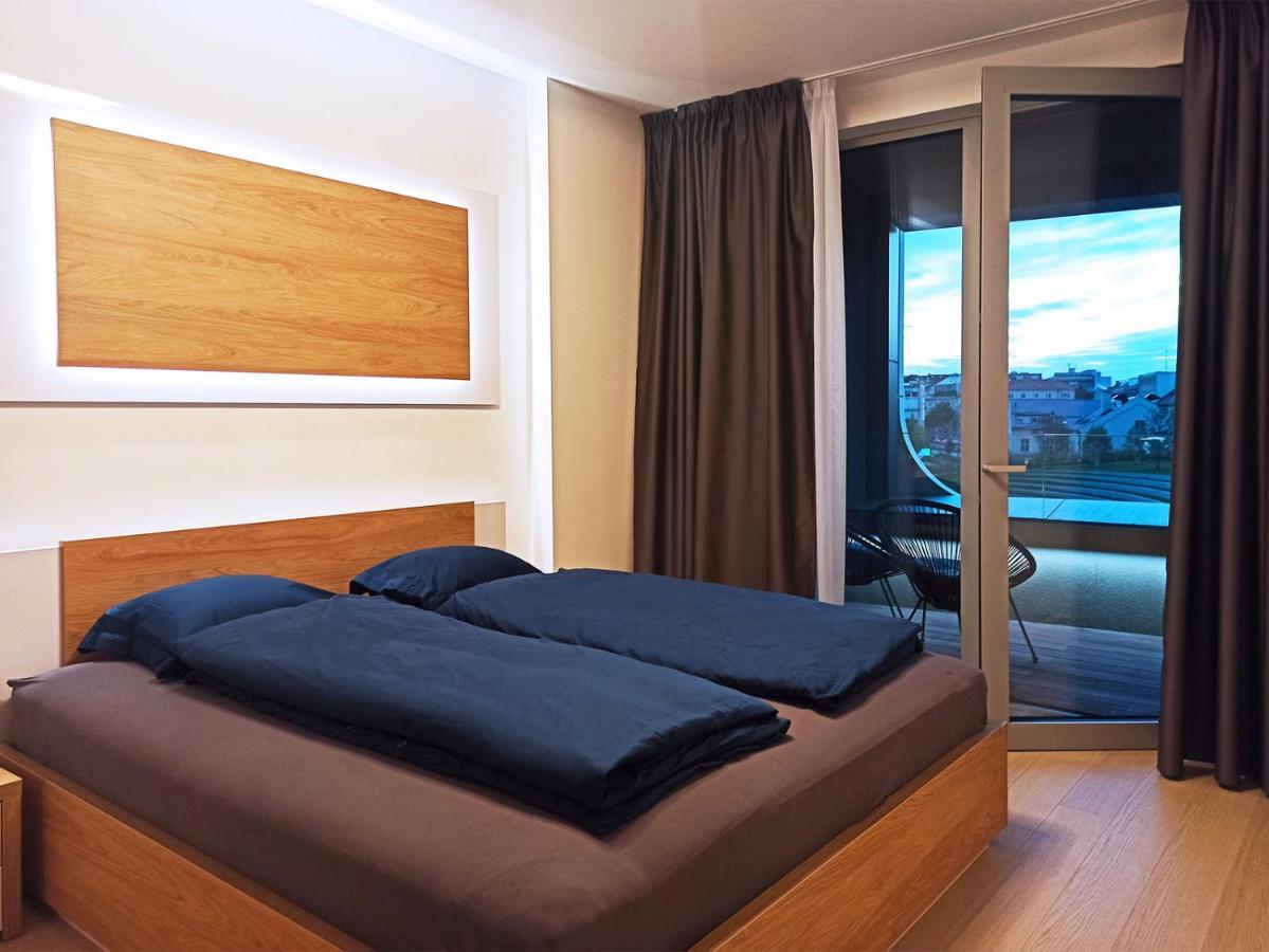 Skypark Spacious Free Parking Bratislava