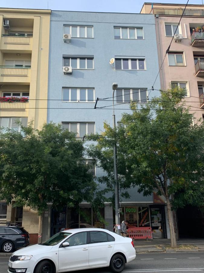 Apartmany Bratislava Apartment