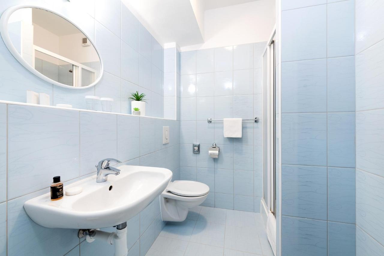 Hotel Hotel Plus 3*