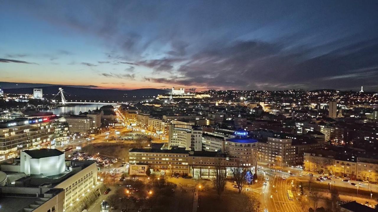 Panorama - Sunset And Castle View, 22nd Floor, Garage, Ac Apartmán *