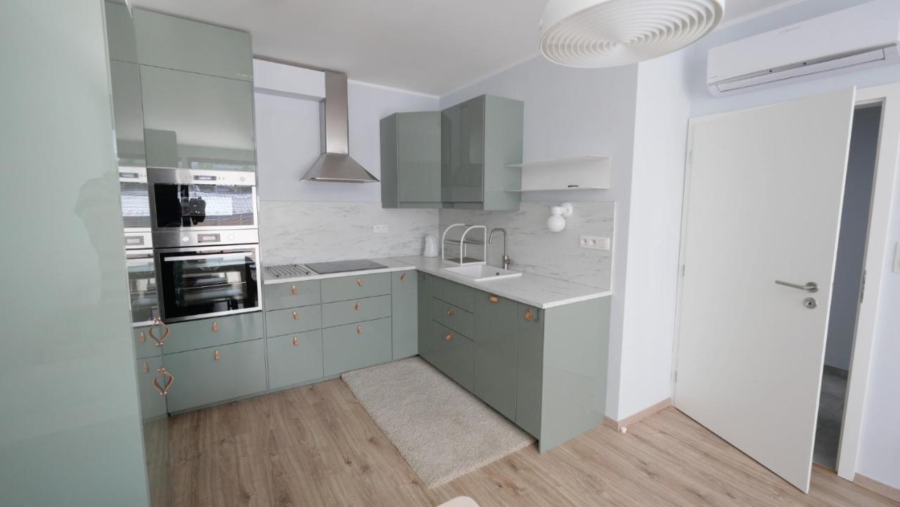 Air-conditioned, 2 With Terrace *
