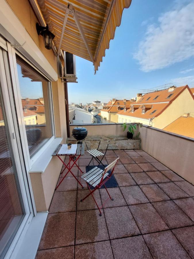 Apartment Near Bus Station With The Self-check-in Pressburg