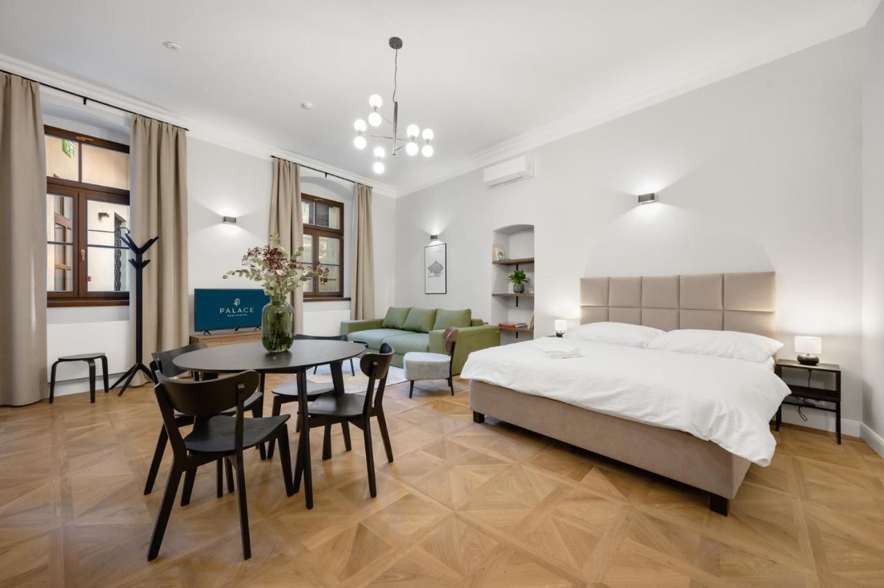 Palace Aparthotel *