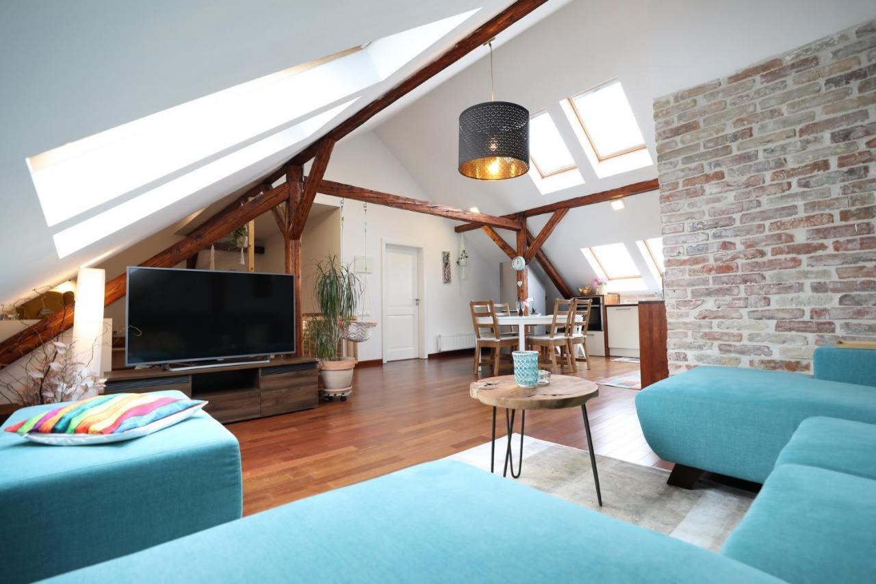 Beautiful And Romantic Penthouse With Two Terraces Apartment *