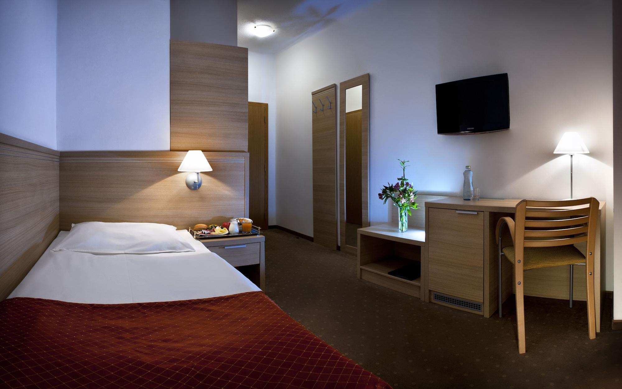 Tatra Hotel 4*