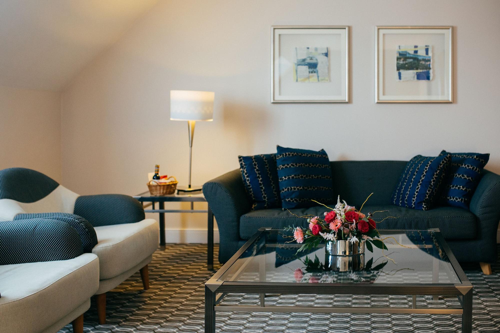 Radisson Blu Carlton Hotel, 4*