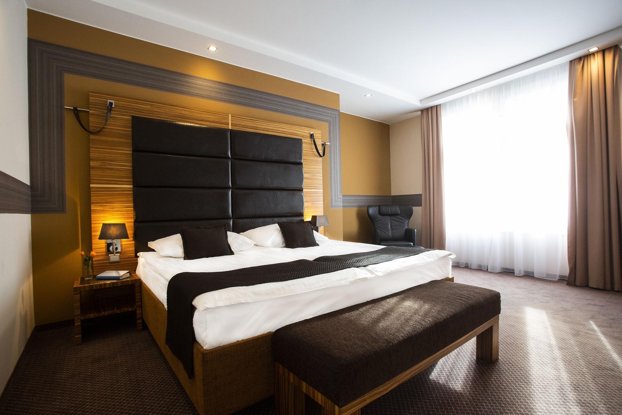 Hotel Art William 4*