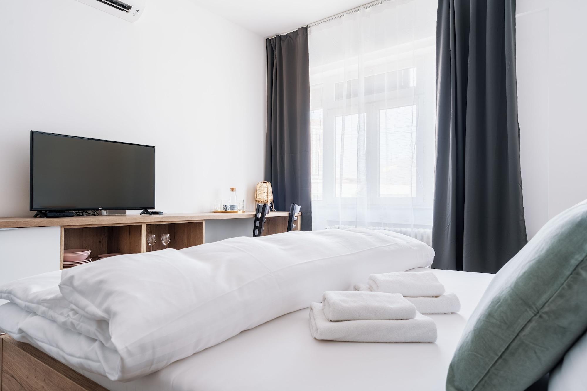 Apartment Self Check-in By Ambiente