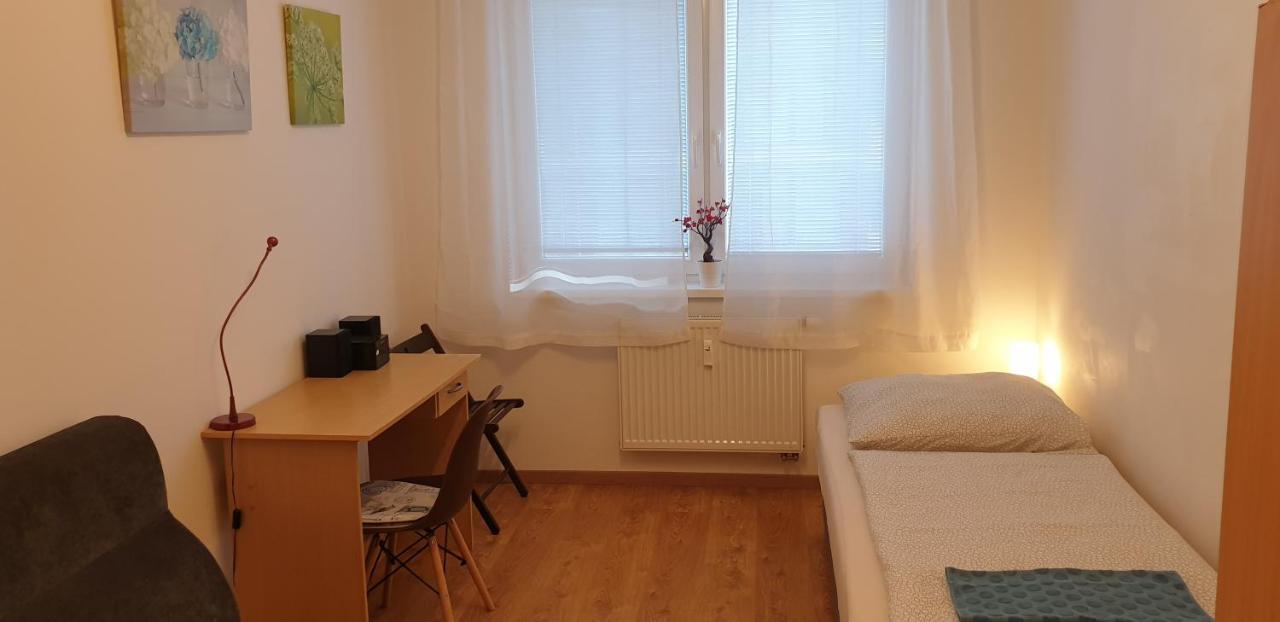 & Parking Apartment