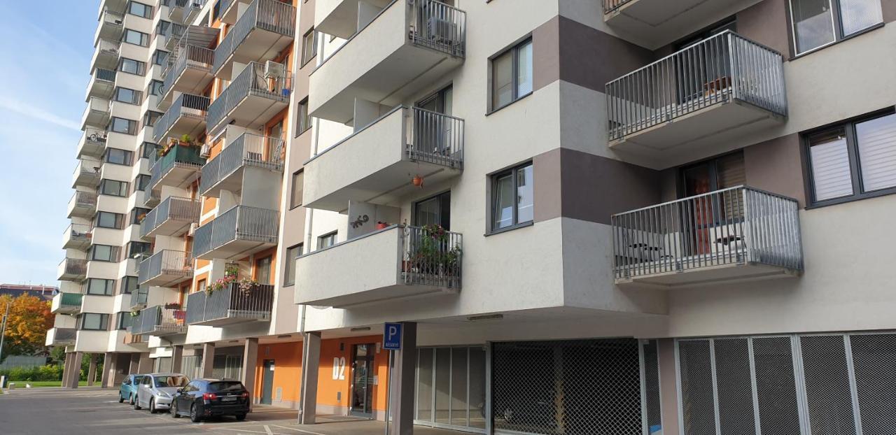 & Parking Apartment Pressburg