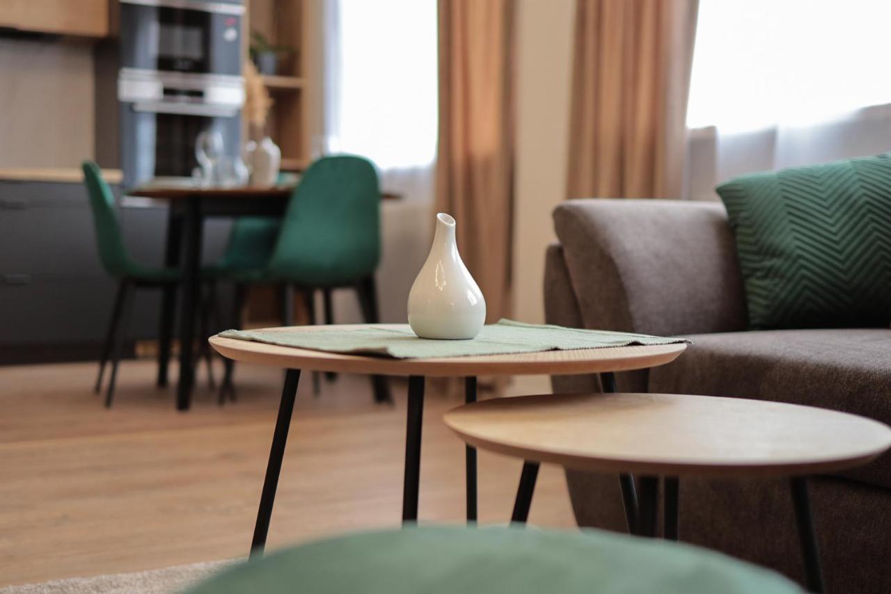 Beautiful And Stylish 2 Bedroom In The Center And In The Pedestrian Zone Apartment *