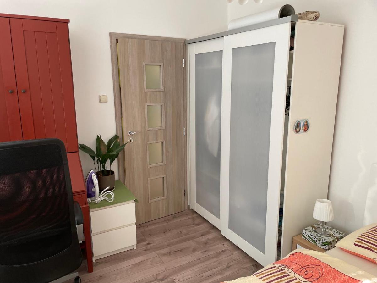 Utulny Byt V Sirsom Centre - Cosy Apartment Apartment