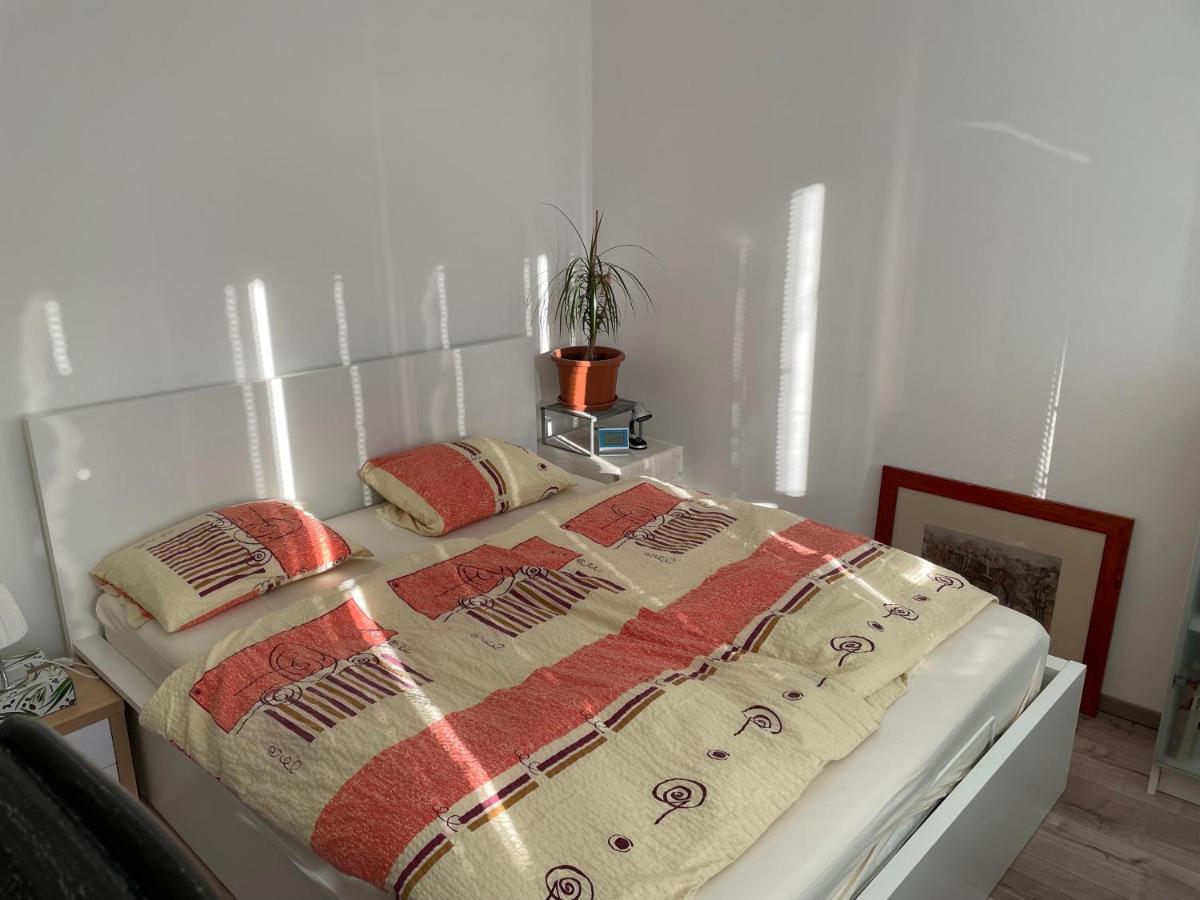 Apartment Utulny Byt V Sirsom Centre - Cosy Apartment
