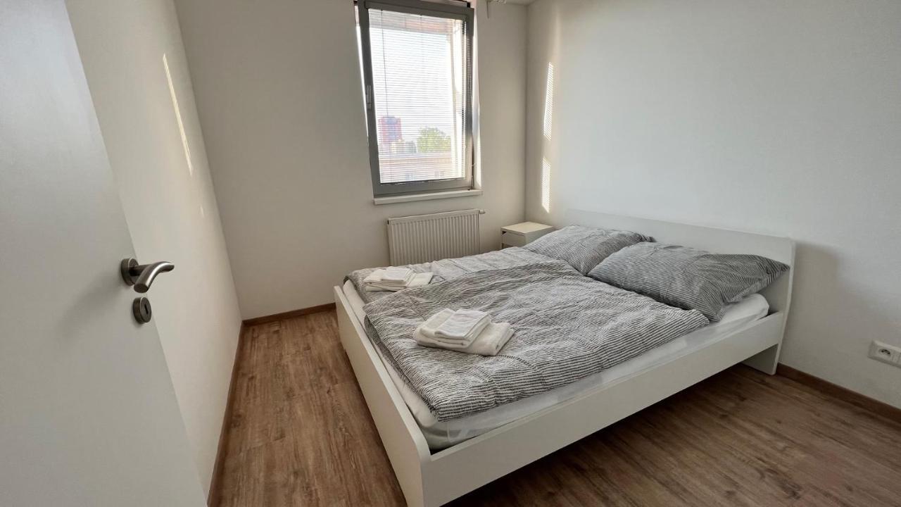 Apartment 2 With Terrace, Prievozska Street