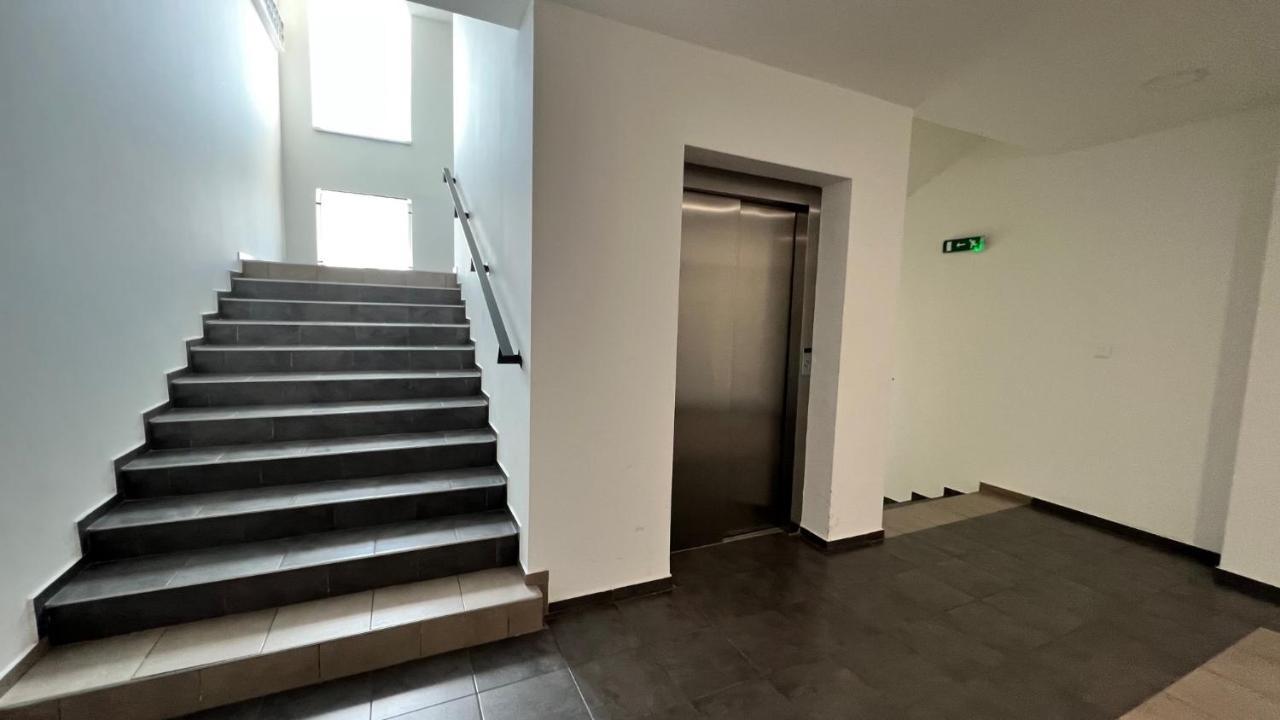 Apartment 2 With Terrace, Prievozska Street