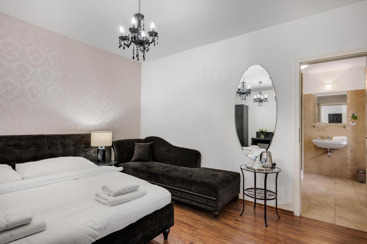 Hotel Garni Virgo Pressburg