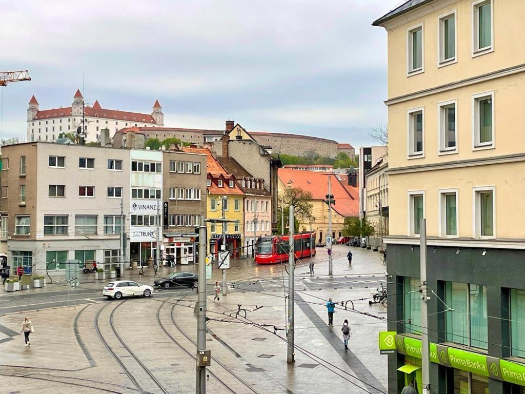 Shone Old Town 2 Bedroom Apartment *
