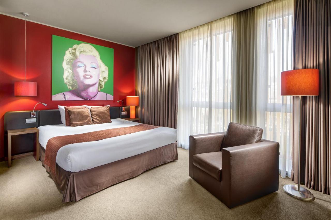 Clarion Congress Hotel