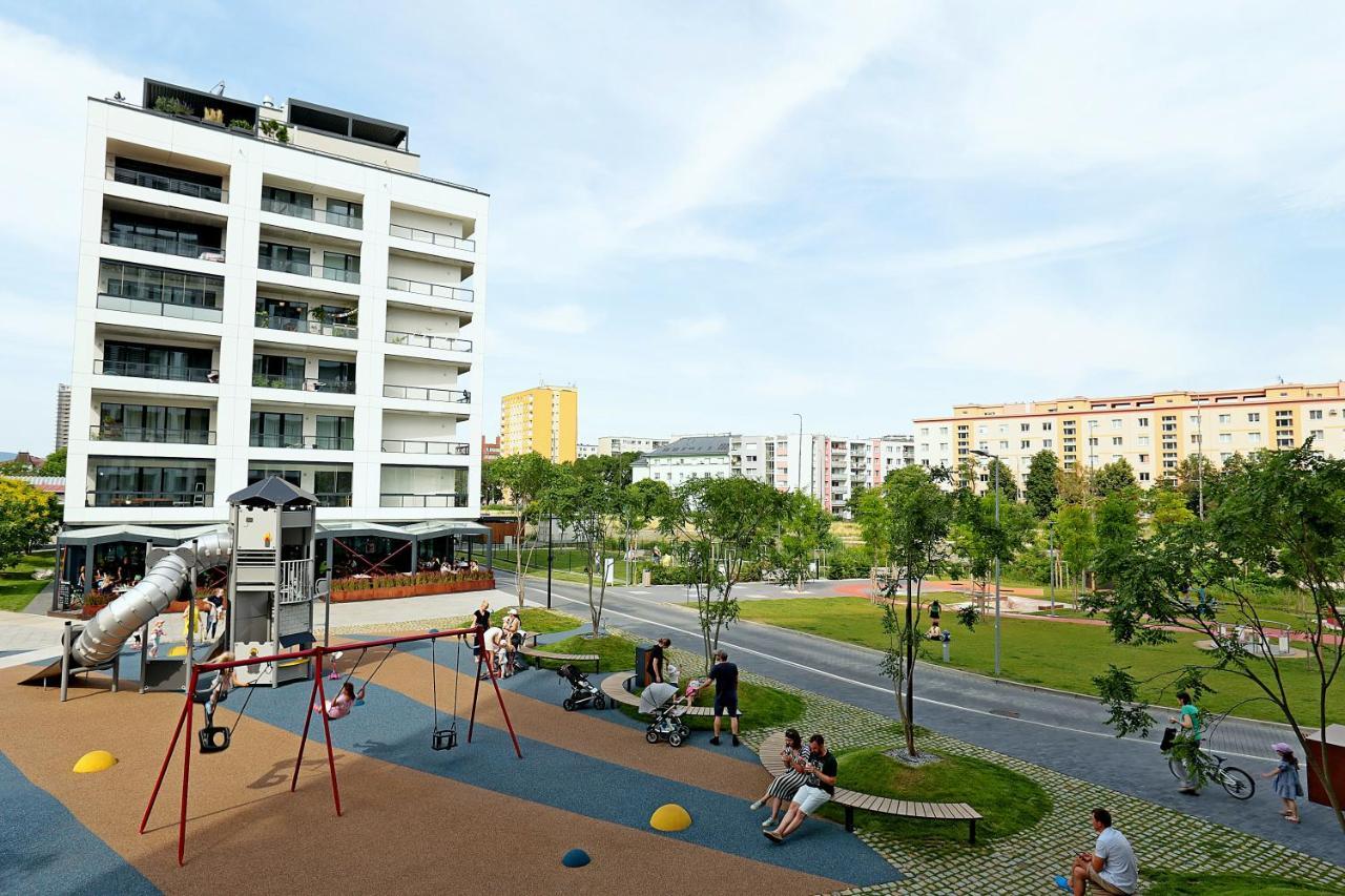 Modern Near The Centre Urban Apartment *