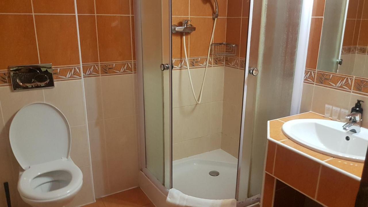 Aparthotel Student House *