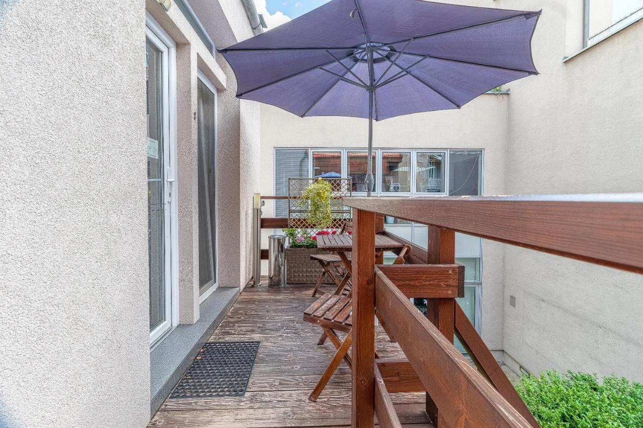 -apartment Near The Center With A Balcony Bratislava