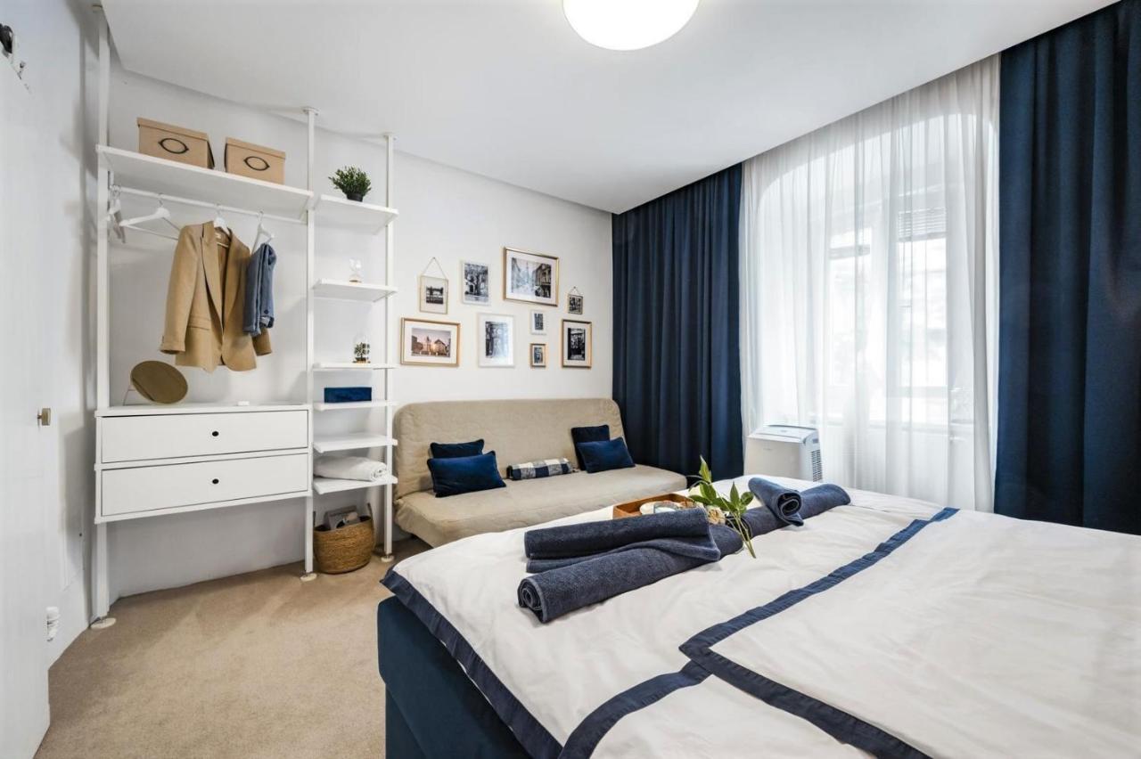 New Design & High Standard From 16th Century In Old Town-free Parking