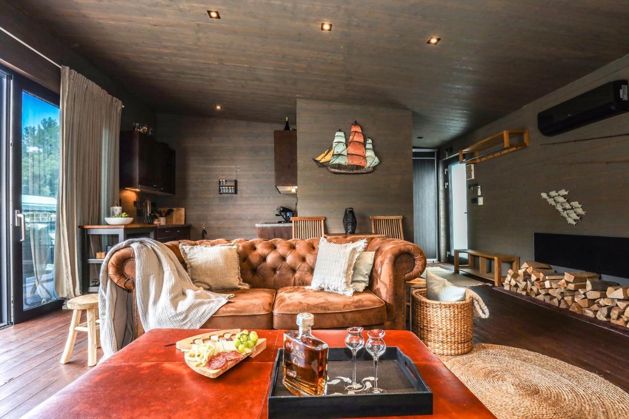 Hausbot U Rybara A Kacky Holiday home *